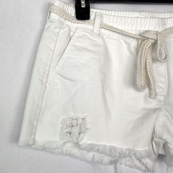 Aerie White Fringe Distressed Denim Shorts. Size Small. - Picture 4 of 15